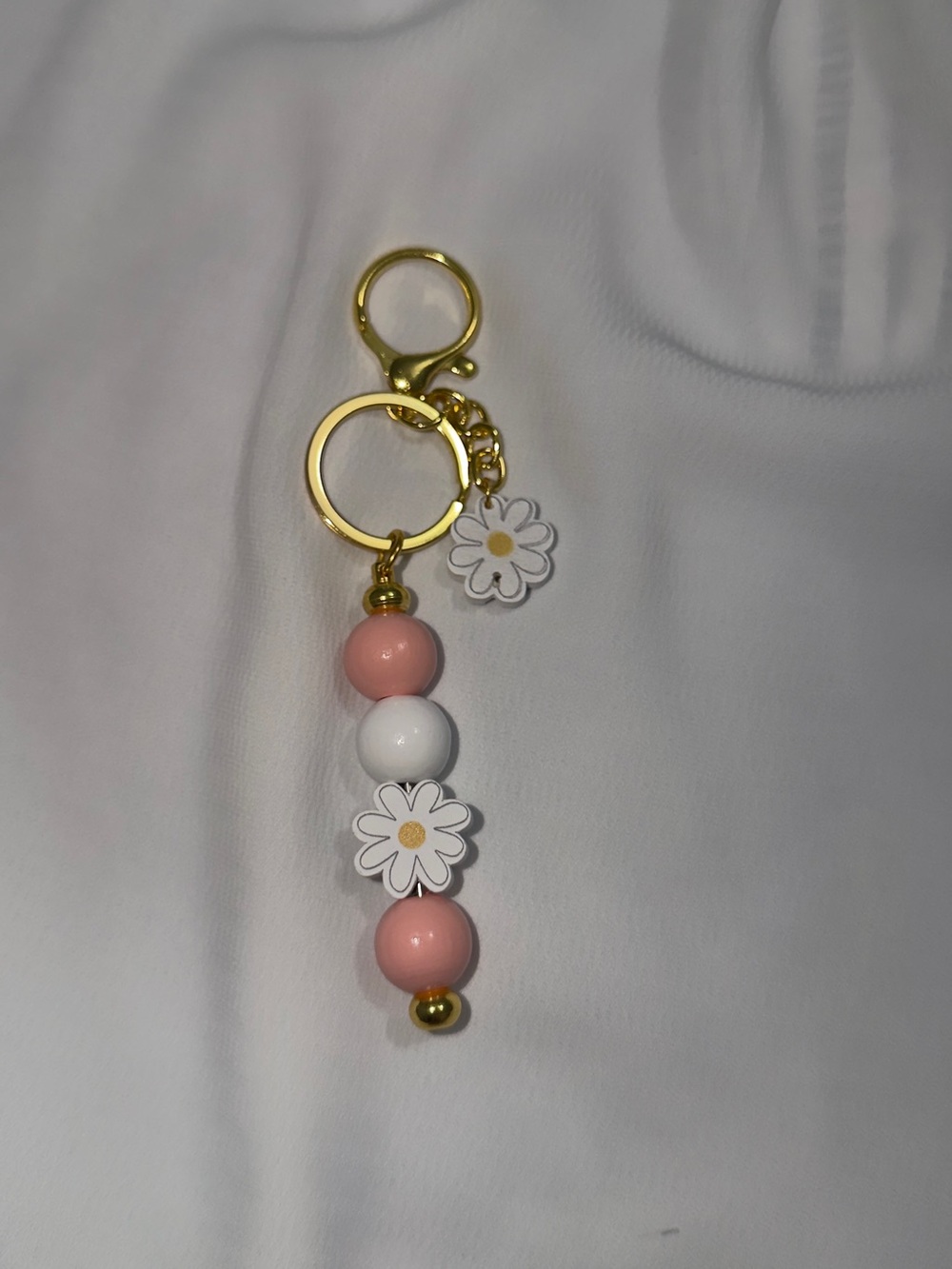 Gold Daisy Bead Keychain - Pink & White